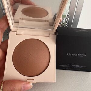 laura mercier REAL FLAWLESS LUMINOUS PERFECTING PRESSED POWER